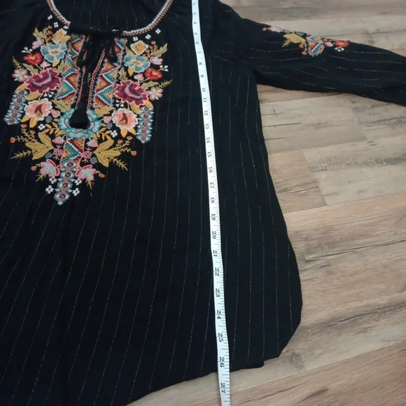 Johnny Was Clancy Black Tunic with Multicolor Floral Embroidery - Picture 6 of 6